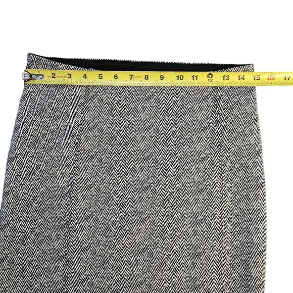 Liverpool Black White Chevron Stretch Pencil Skirt Women's Size 6 - Picture 6 of 7